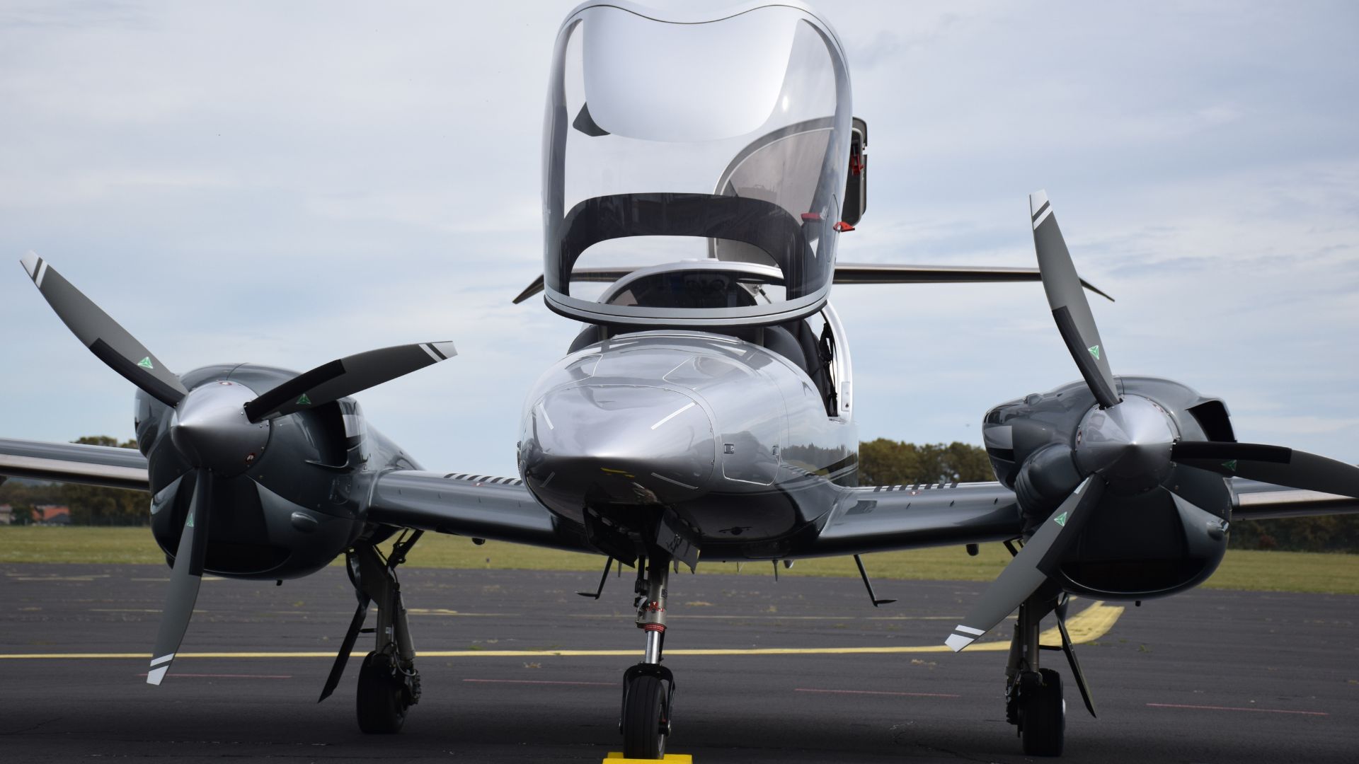 Diamond DA 42